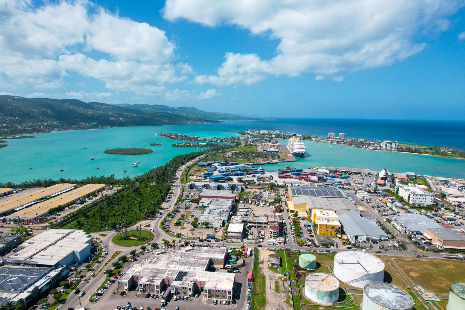 Ninth image of 8- Tony Hart Blvd in Montego Bay, St. James, Jamaica - property is For Rent