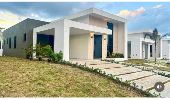 First image of 174 Palacio Rivera in Breadnut Hill, St. Ann, Jamaica - property is For Sale