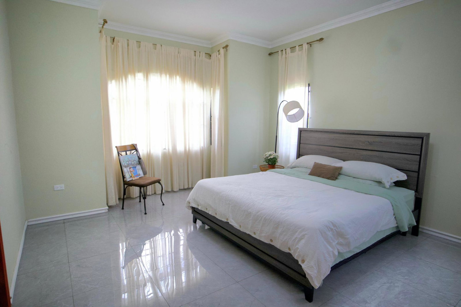 Eleventh image of 12-2a Decarteret Road in Mandeville, Manchester, Jamaica - property is For Rent