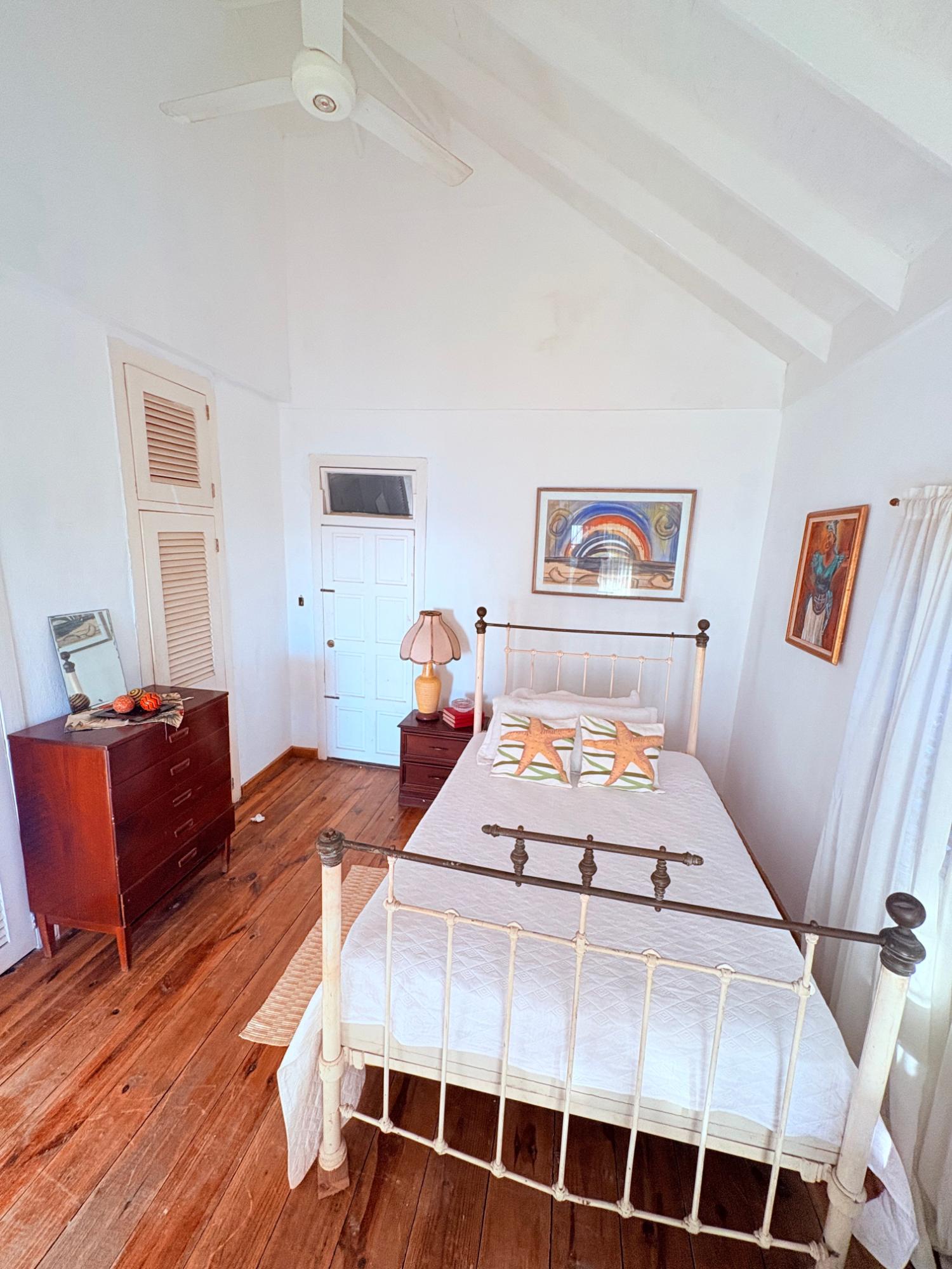 Tenth image of Edgehill , Skyline Drive in Kingston 6, St. Andrew, Jamaica - property is For Sale