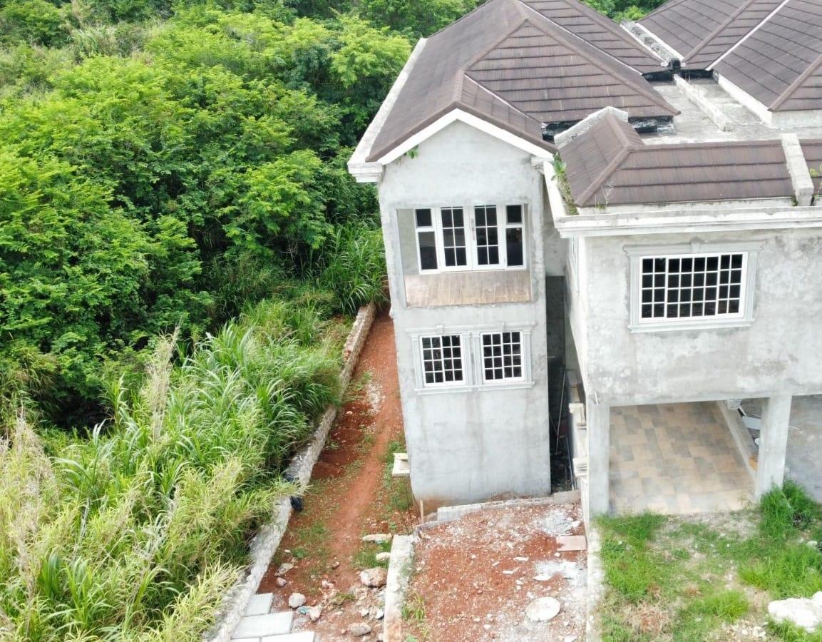 Second image of 456 Moorlands Estate in Mooreland, Manchester, Jamaica - property is For Sale