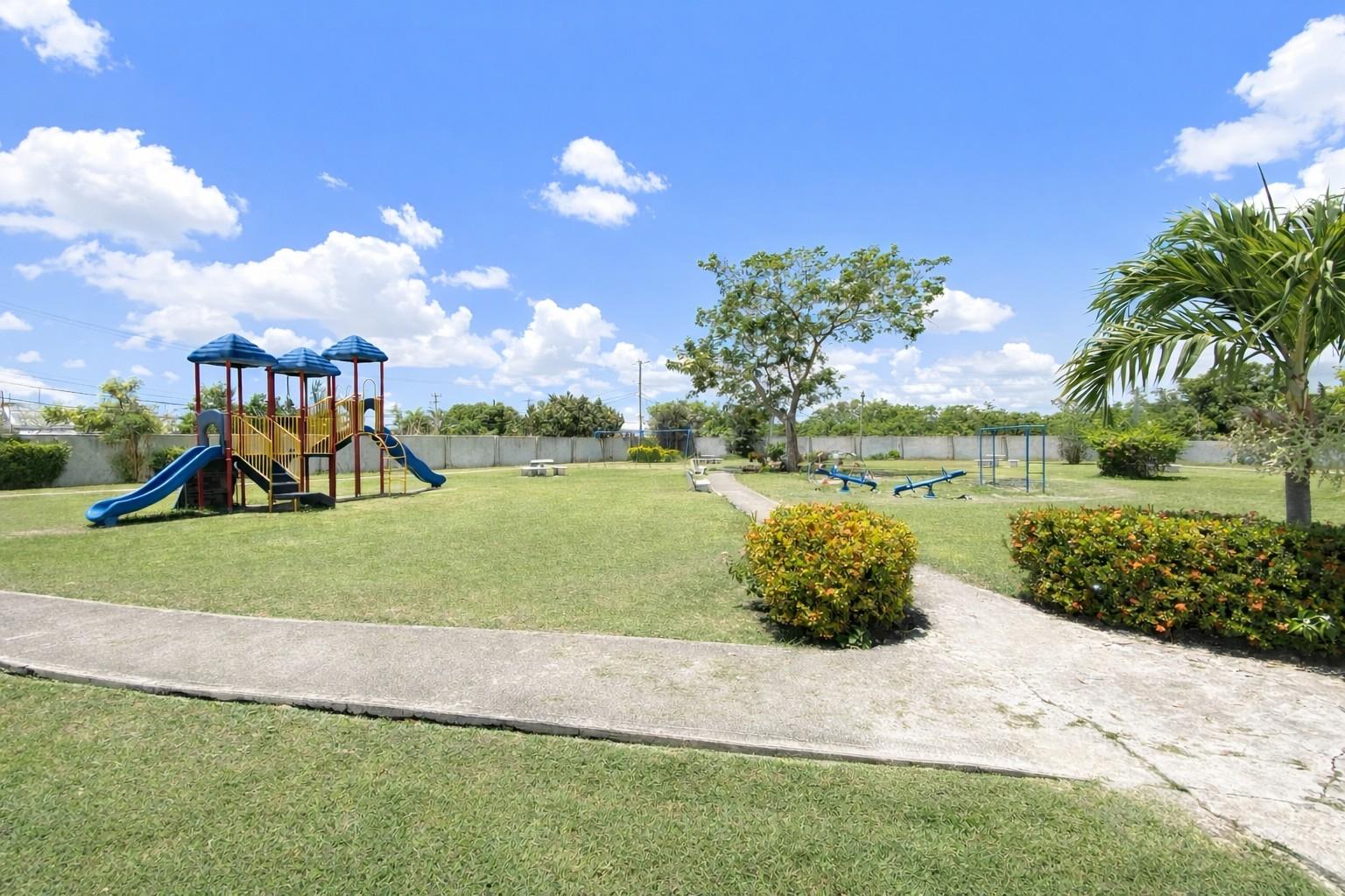 Seventh image of 334 Jacaranda Boulevard in Spanish Town, St. Catherine, Jamaica - property is For Sale