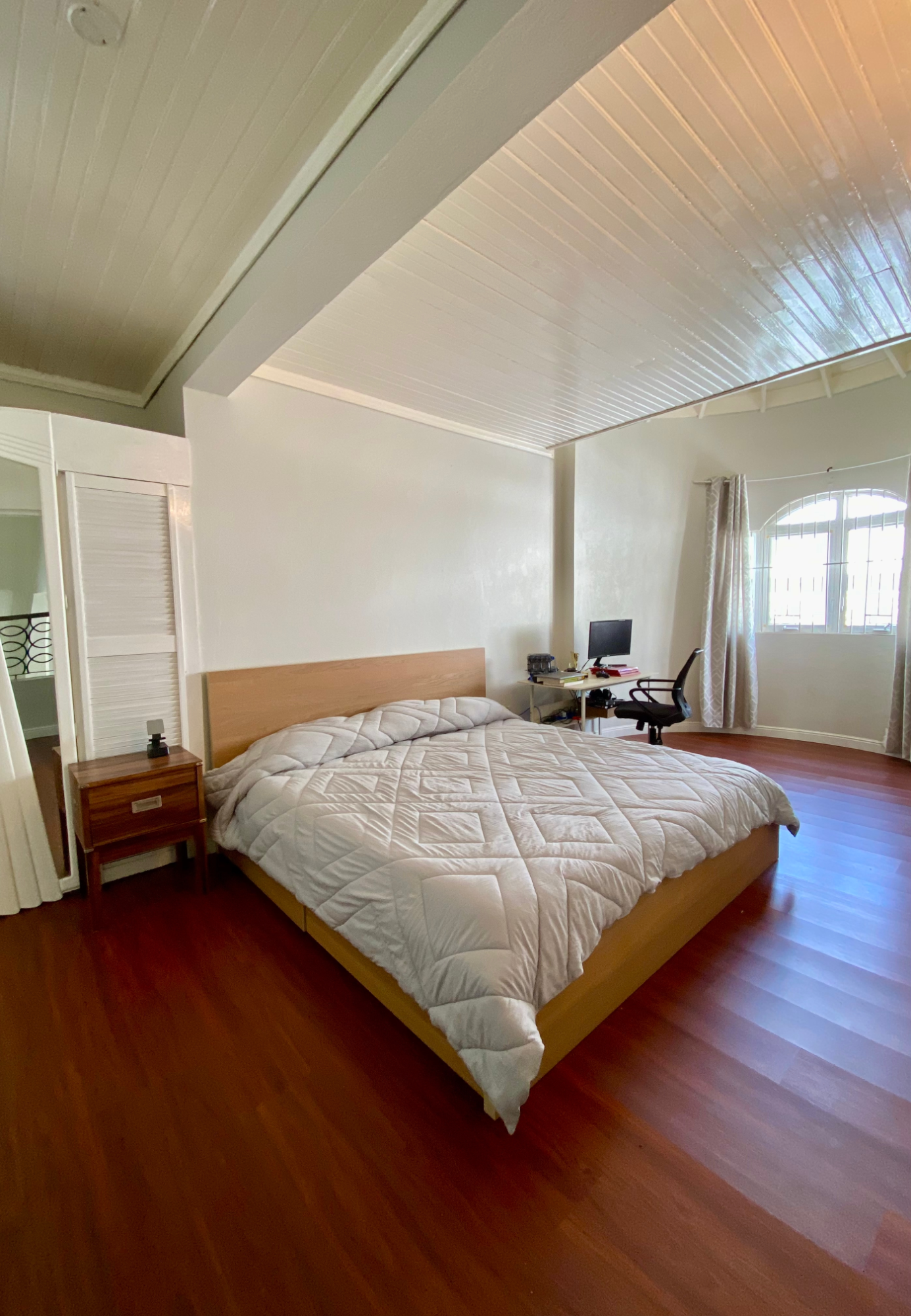 Thirteenth image of 46 Sunset Boulevard, Kingsto in Kingston 8, St. Andrew, Jamaica - property is For Sale