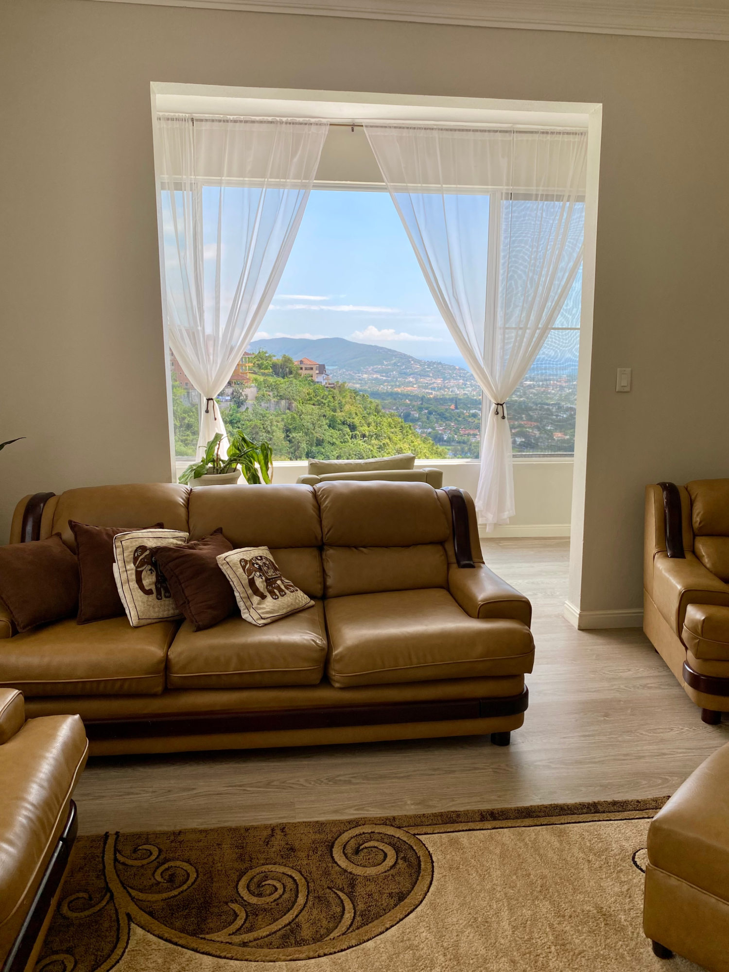 Twenty-Fifth image of 46 Sunset Boulevard, Kingsto in Kingston 8, St. Andrew, Jamaica - property is For Sale