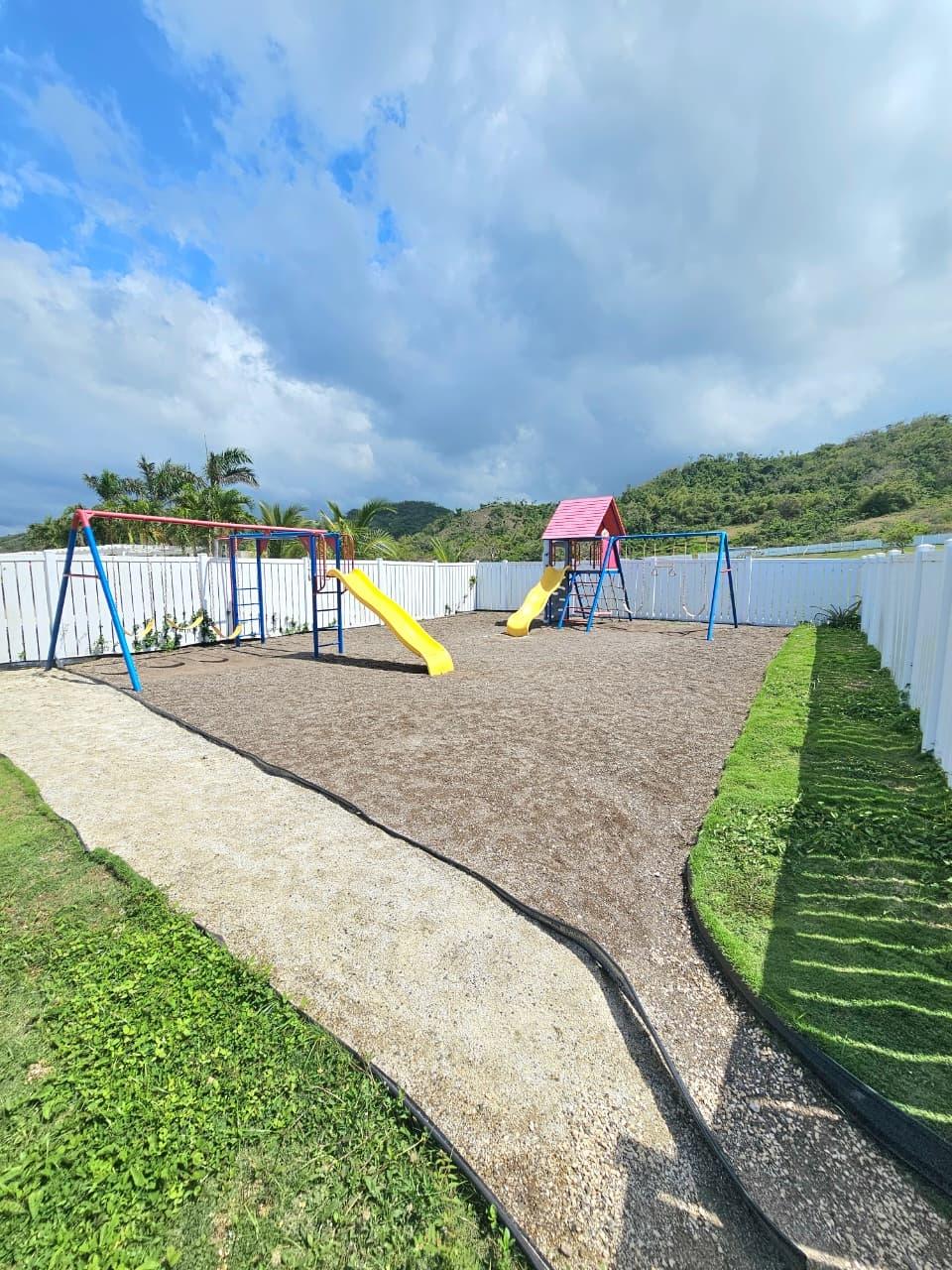 Fifteenth image of 50 Seashore East Oceanpointe in Lucea, Hanover, Jamaica - property is For Rent