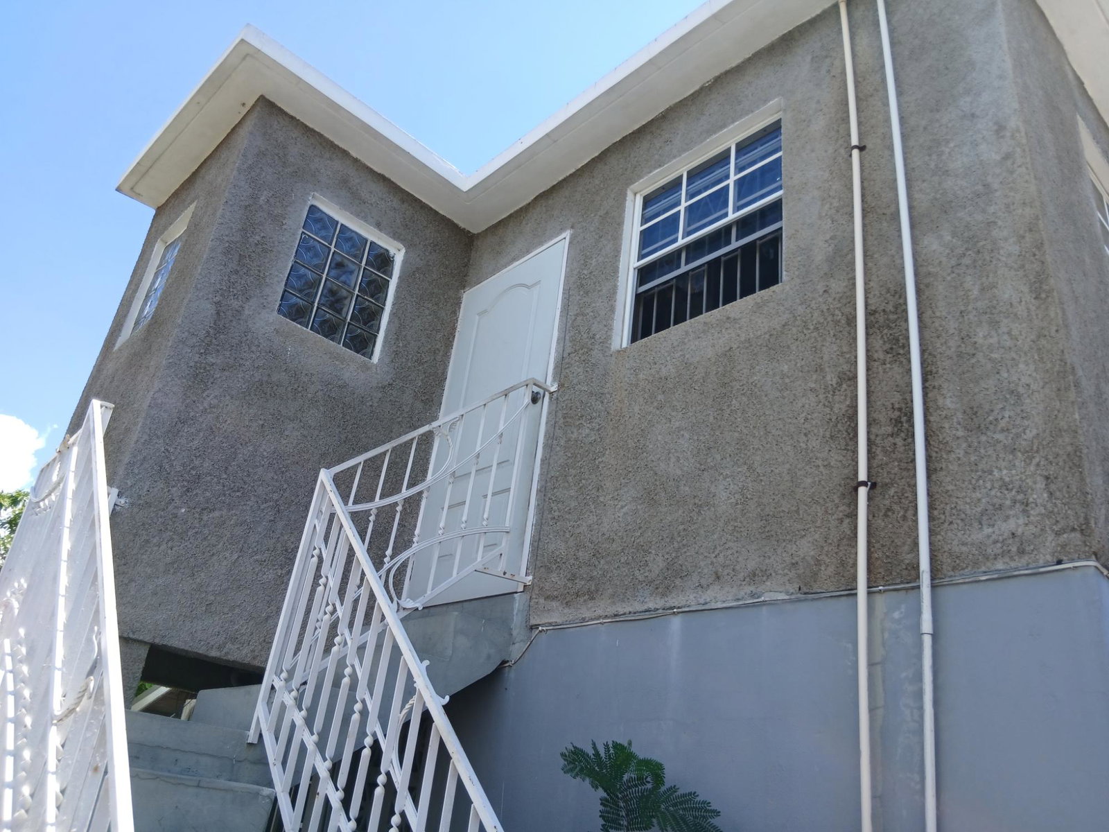 Tenth image of 2a Cedar Crescent in Bridgeview, St. Catherine, Jamaica - property is For Sale