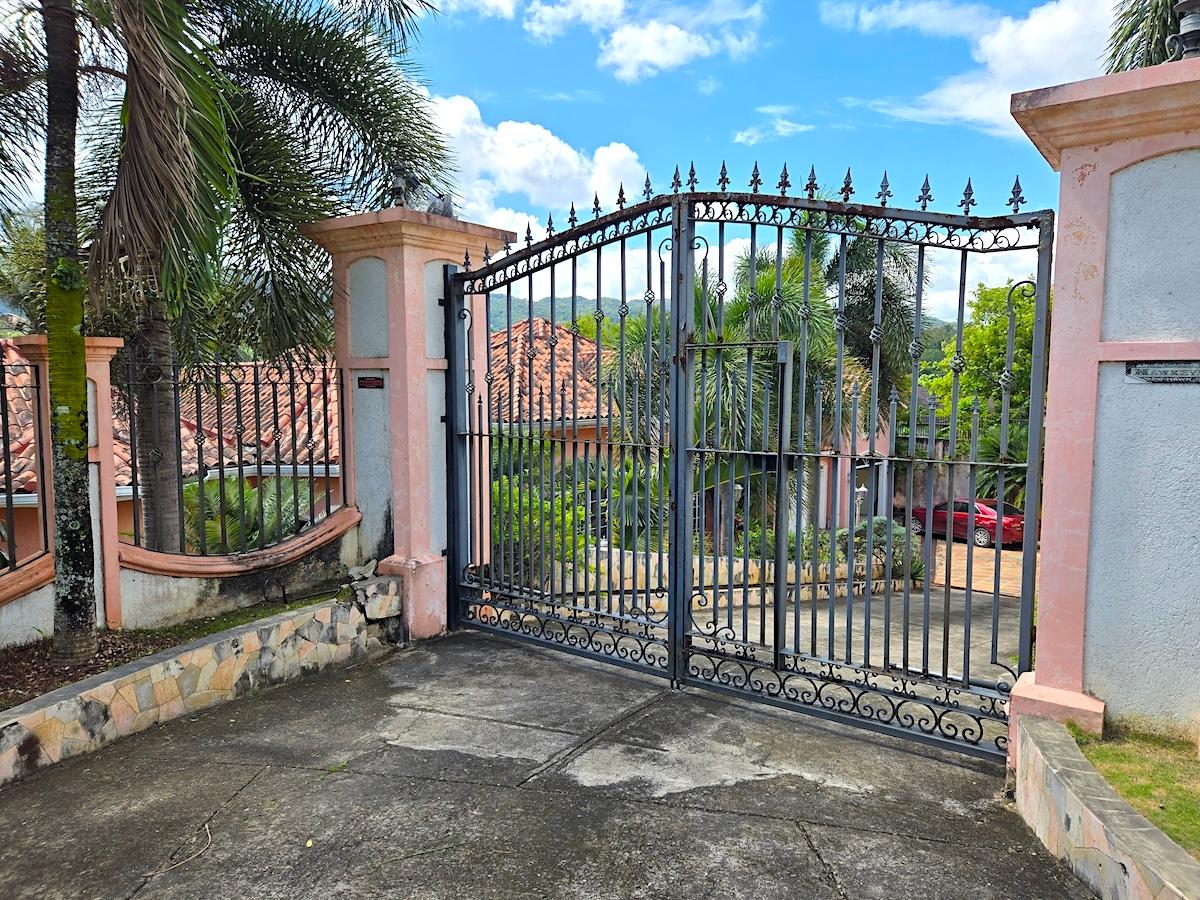 Fourth image of Fairfield, st James in Fairfield Estate, St. James, Jamaica - property is For Sale