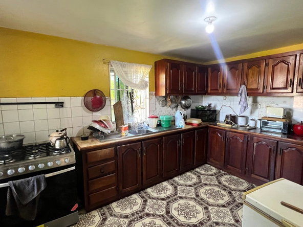 Third image of Hillview Close Chateau in Chateau, Clarendon, Jamaica - property is For Sale
