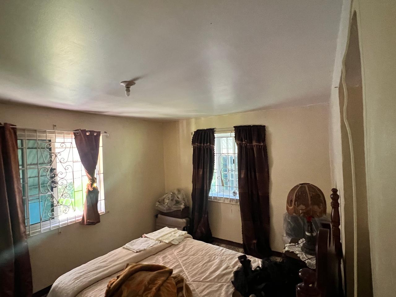 Fourth image of Hillview Close Chateau in Chateau, Clarendon, Jamaica - property is For Sale
