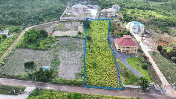 Second image of Malvern Case in Southfield, St. Elizabeth, Jamaica - property is For Sale