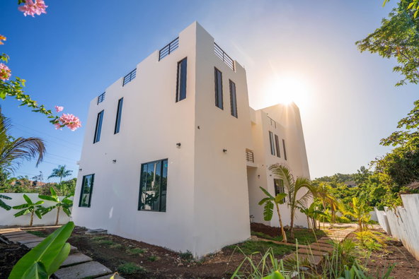 Seventh image of 98 Westlands, Negril in Negril, Westmoreland, Jamaica - property is For Sale