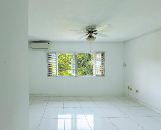 Eleventh image of 8-1a Waterworks rd in Kingston 8, St. Andrew, Jamaica - property is For Sale