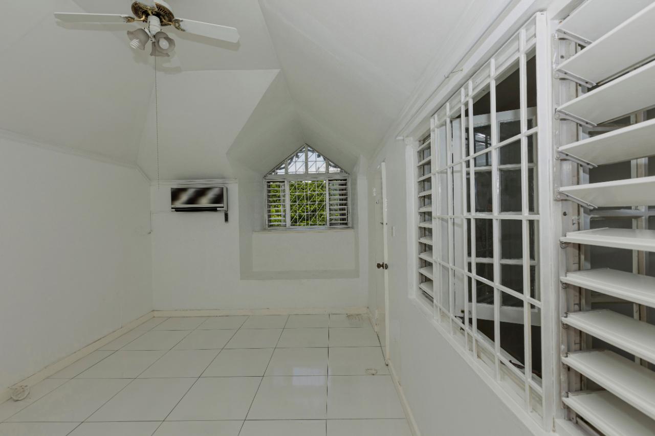 Fifteenth image of 8-1a Waterworks rd in Kingston 8, St. Andrew, Jamaica - property is For Sale