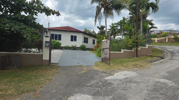 First image of 1a Charlton Avenue in Mandeville, Manchester, Jamaica - property is For Sale