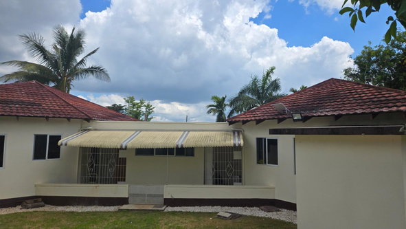 Fifth image of 1a Charlton Avenue in Mandeville, Manchester, Jamaica - property is For Sale