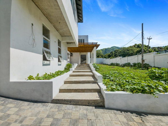 Third image of 9 Jack's Hill Road in Kingston 6, St. Andrew, Jamaica - property is For Sale