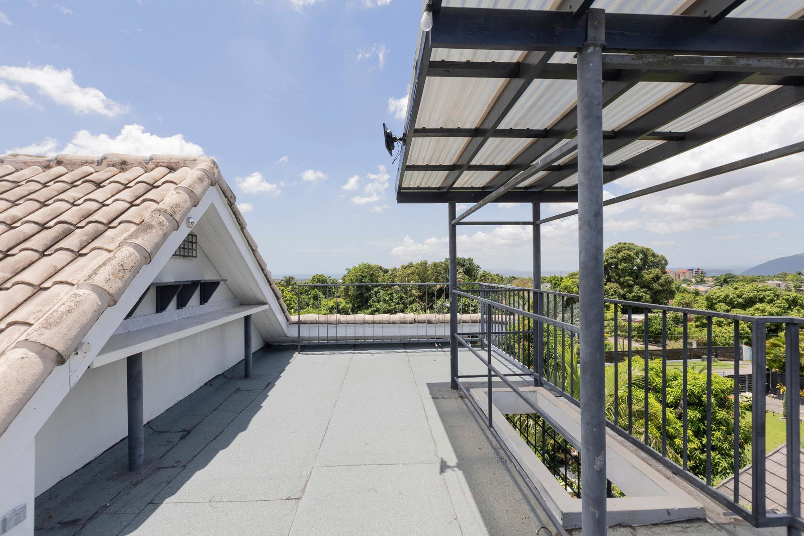 Fifteenth image of 4 Mcdonald Drive in Kingston 8, St. Andrew, Jamaica - property is For Rent