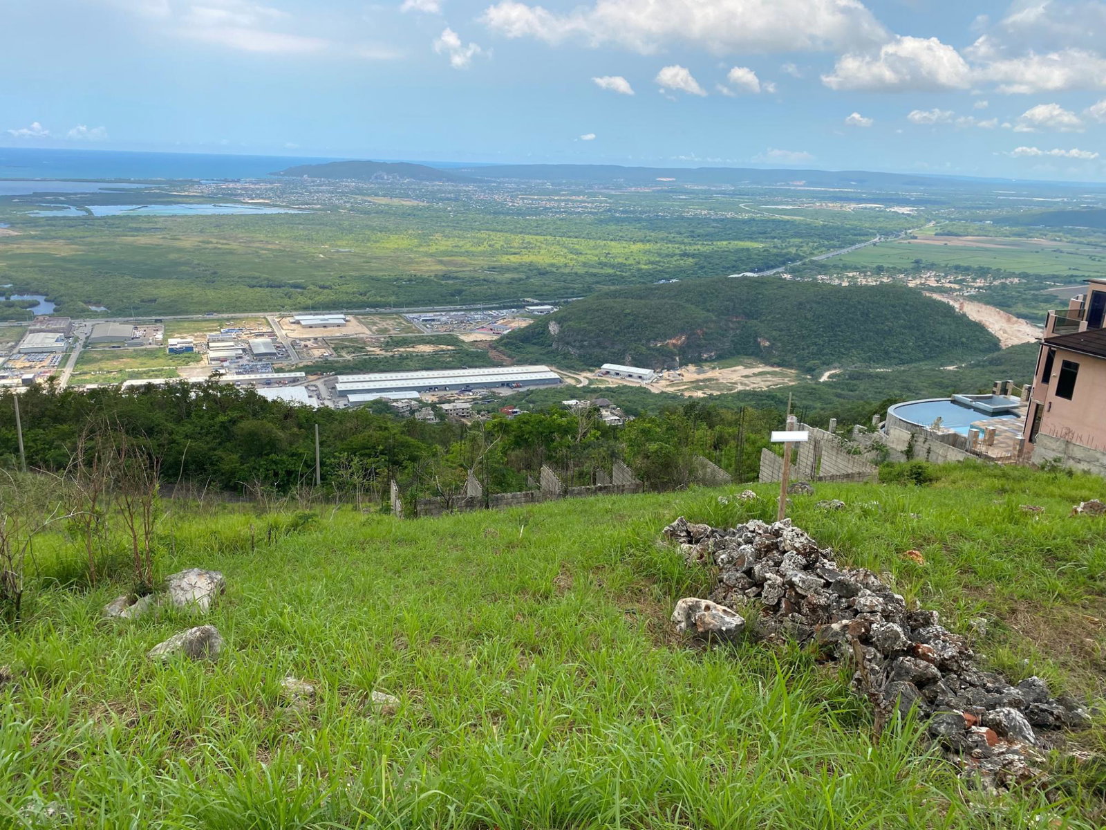 Fifth image of 524 Plantation Drive in Red Hills, St. Andrew, Jamaica - property is For Sale