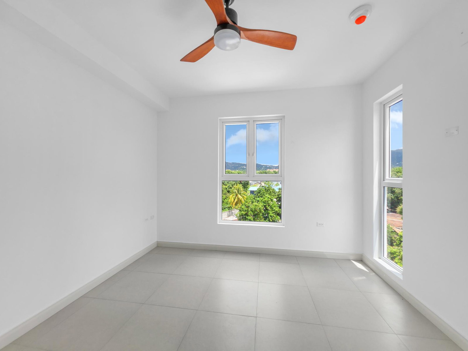 Fifteenth image of 601-44 Upper Waterloo Road in Kingston 8, St. Andrew, Jamaica - property is For Sale