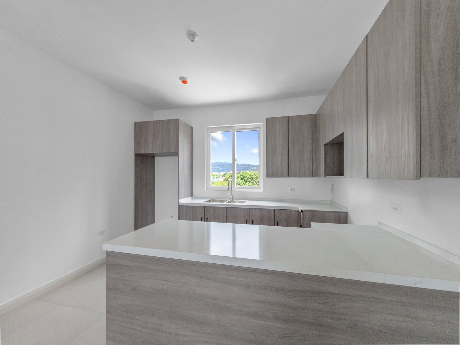 Ninth image of 601-44 Upper Waterloo Road in Kingston 8, St. Andrew, Jamaica - property is For Sale