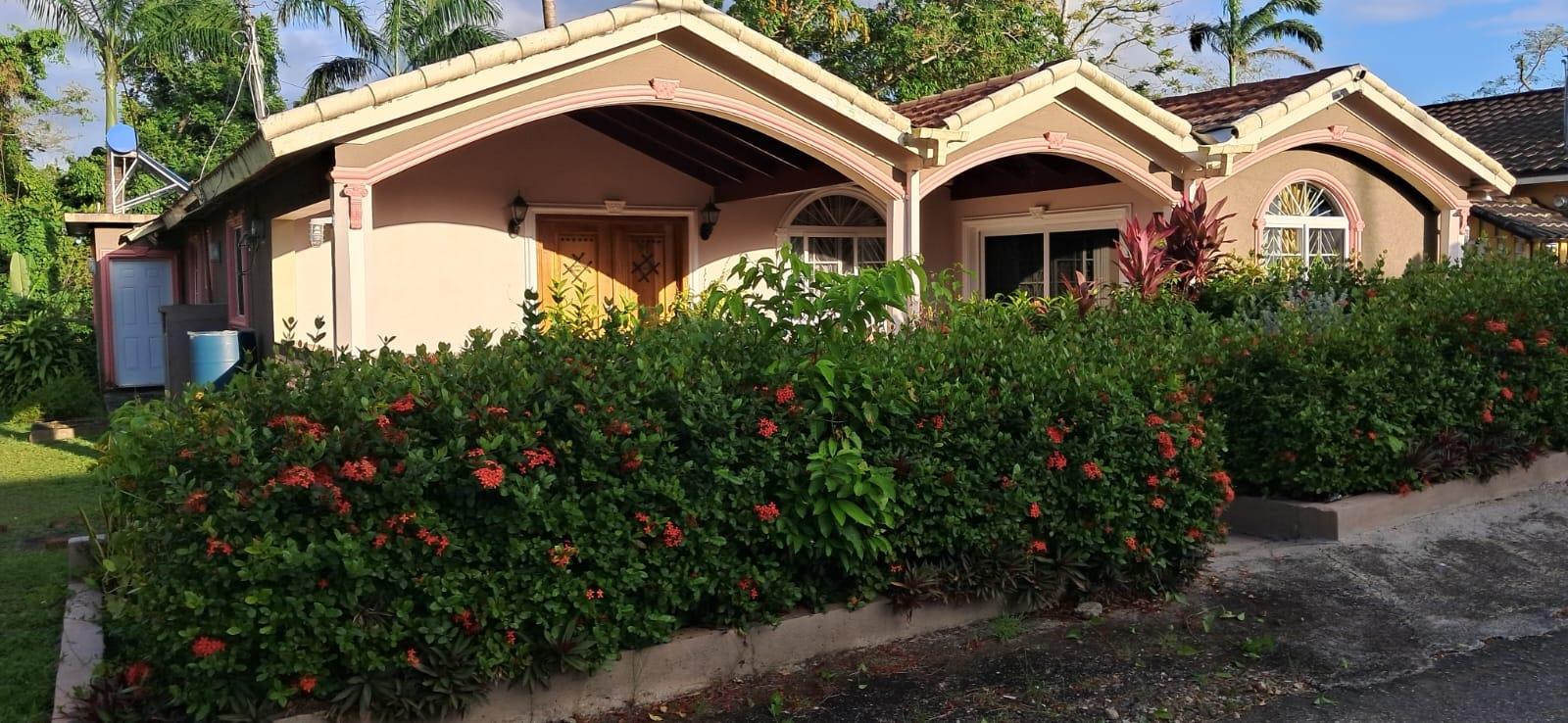 Second image of Orange Circle, Orange Bay in Lucea, Hanover, Jamaica - property is For Sale