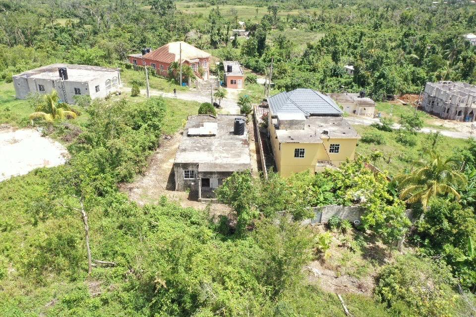 Fourth image of 149 Fountain Drive, Bybrook p in Santa Cruz, St. Elizabeth, Jamaica - property is For Sale