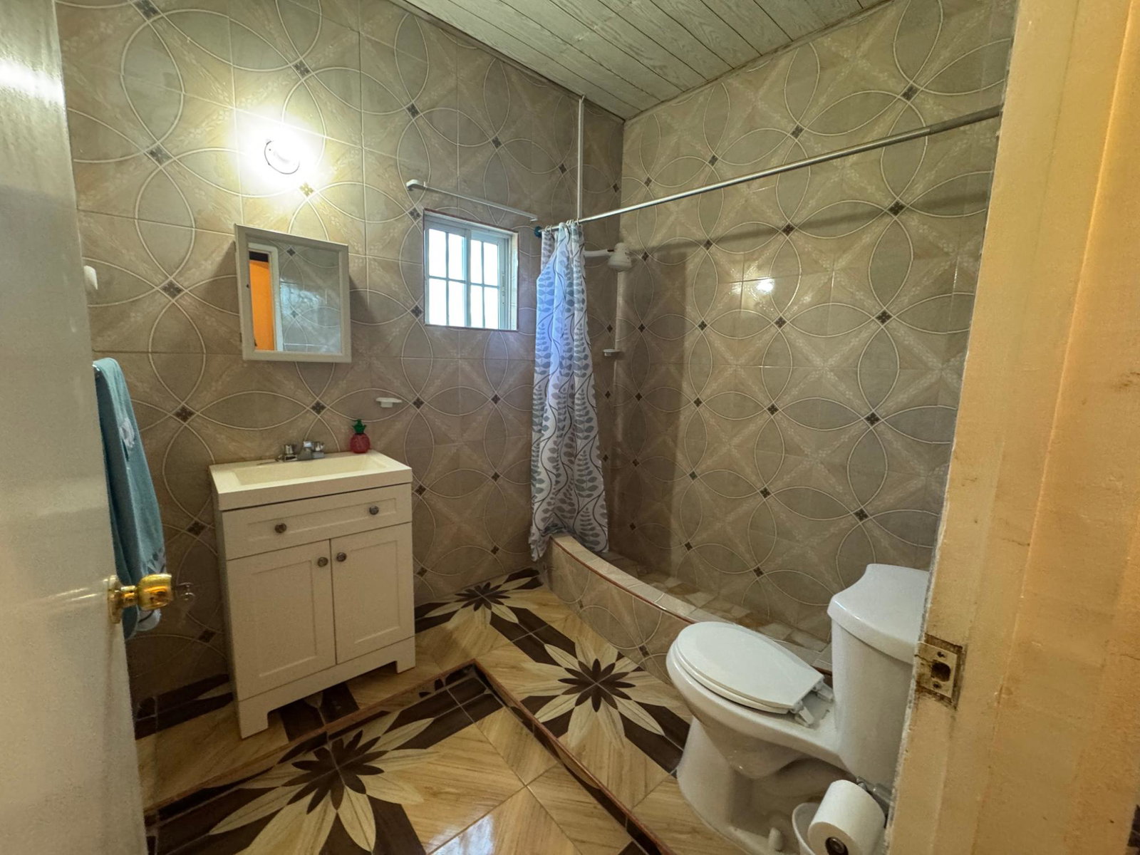 Seventh image of 6 Denbigh Clarendon in Four Paths, Clarendon, Jamaica - property is For Sale