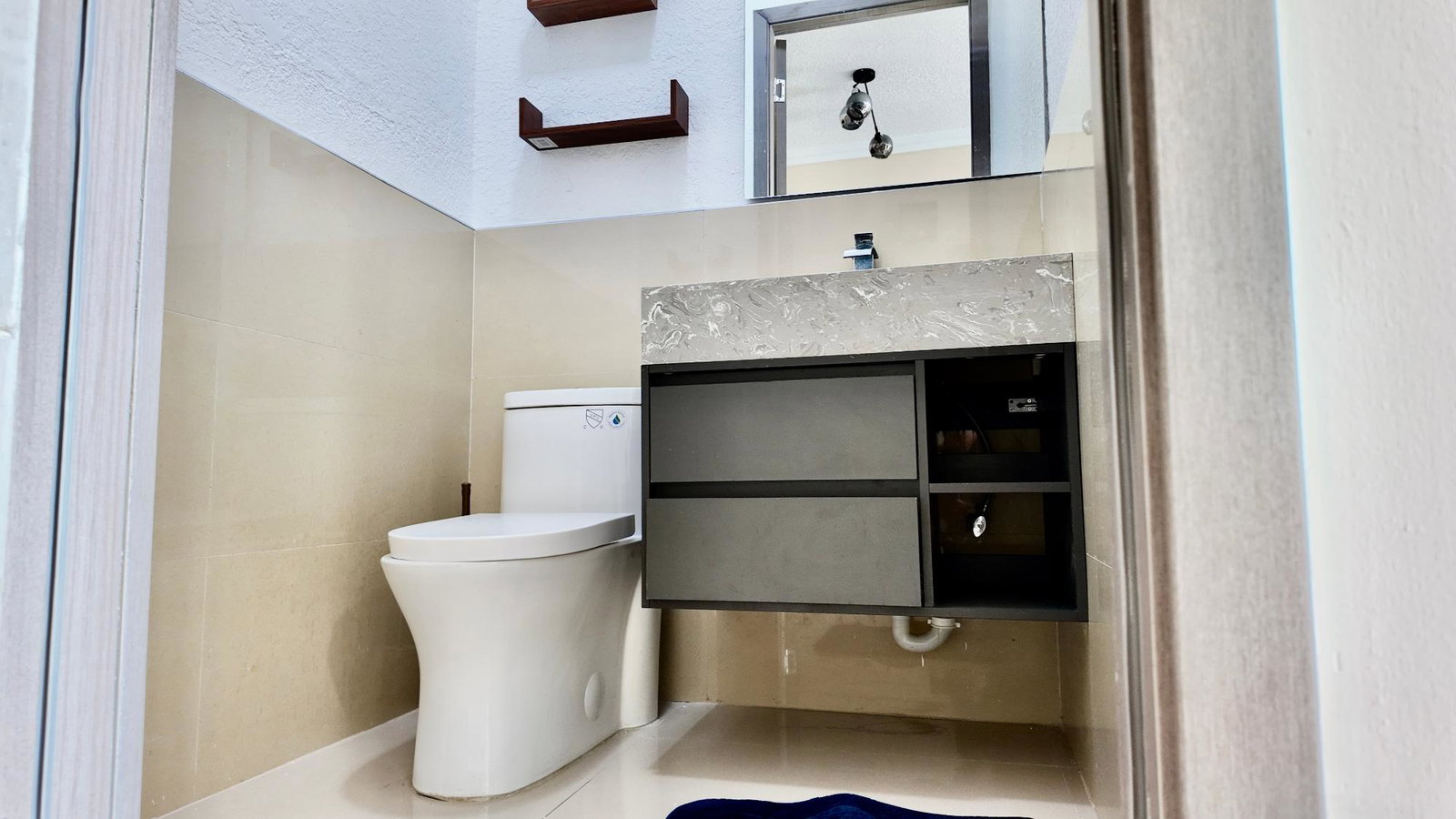 Tenth image of 6 Wellington Drive in Kingston 6, St. Andrew, Jamaica - property is For Rent