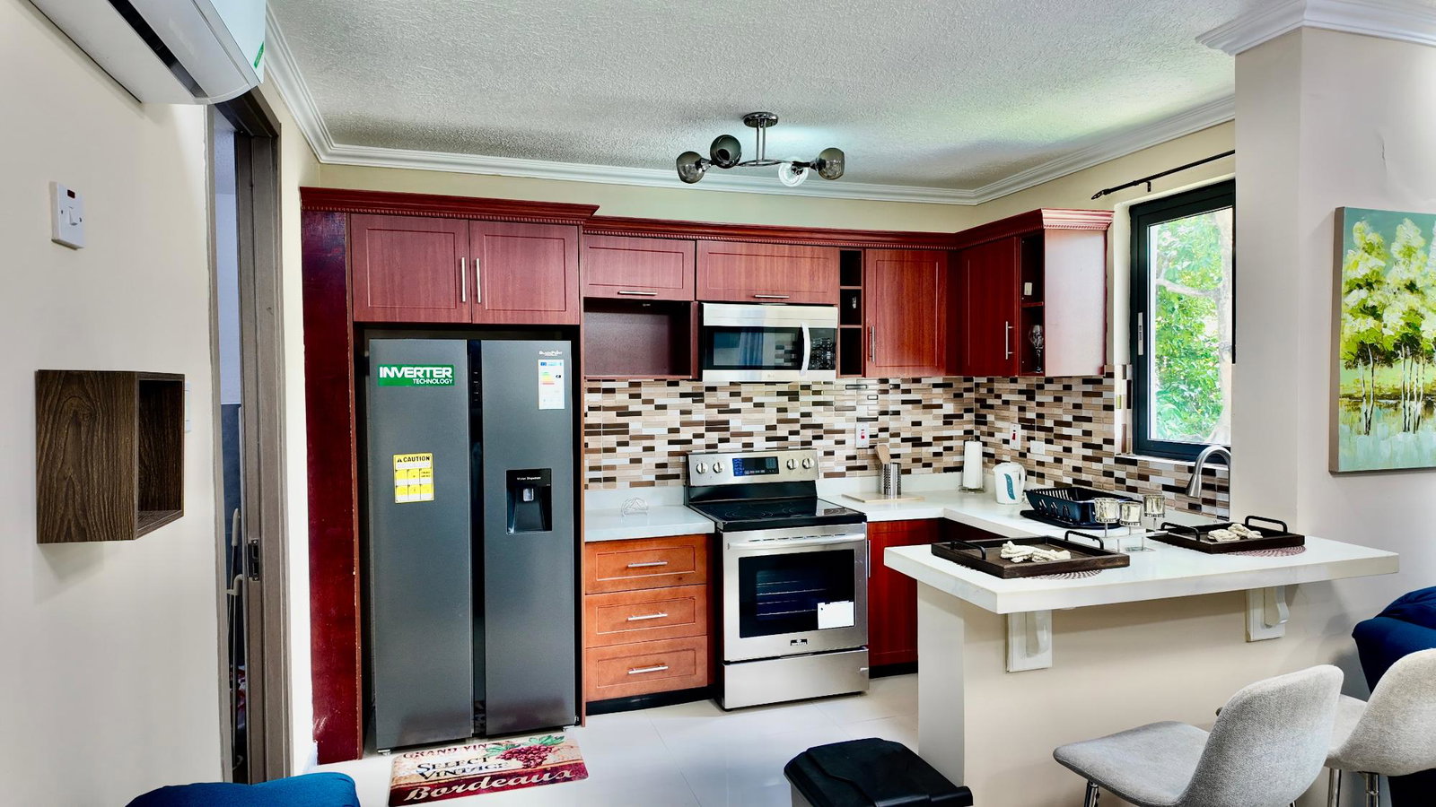 Fourth image of 6 Wellington Drive in Kingston 6, St. Andrew, Jamaica - property is For Rent