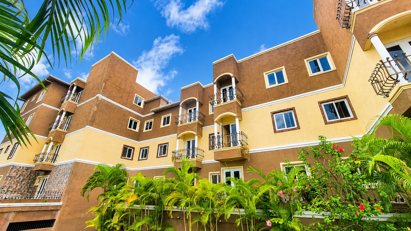 Thirteenth image of 16-8 Washington Drive in Kingston 10, St. Andrew, Jamaica - property is For Sale