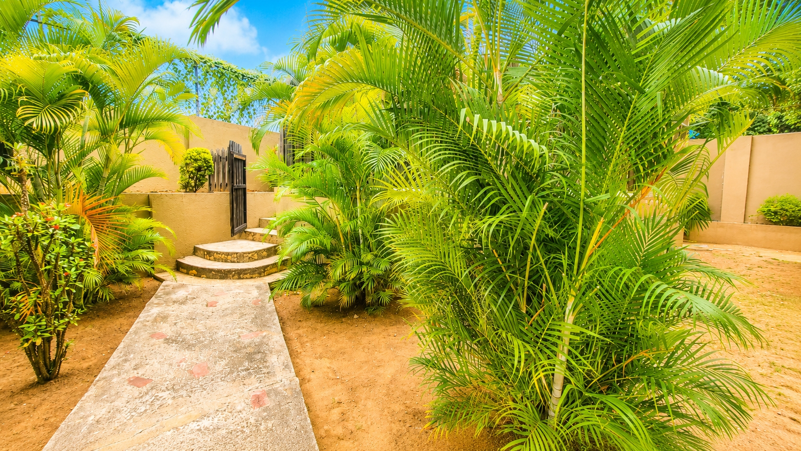 Seventeenth image of 16-8 Washington Drive in Kingston 10, St. Andrew, Jamaica - property is For Sale