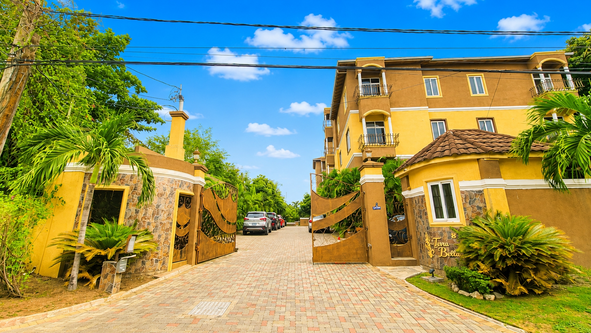 Eighteenth image of 16-8 Washington Drive in Kingston 10, St. Andrew, Jamaica - property is For Sale