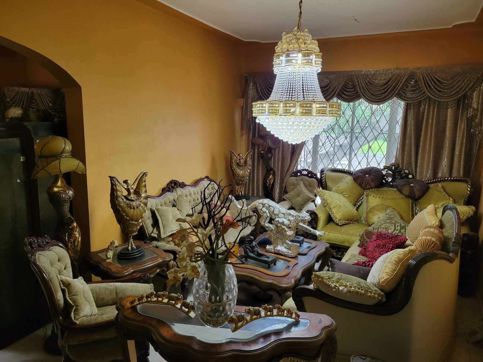 Sixth image of 7 Charlemont Drive in Kingston 6, St. Andrew, Jamaica - property is For Sale