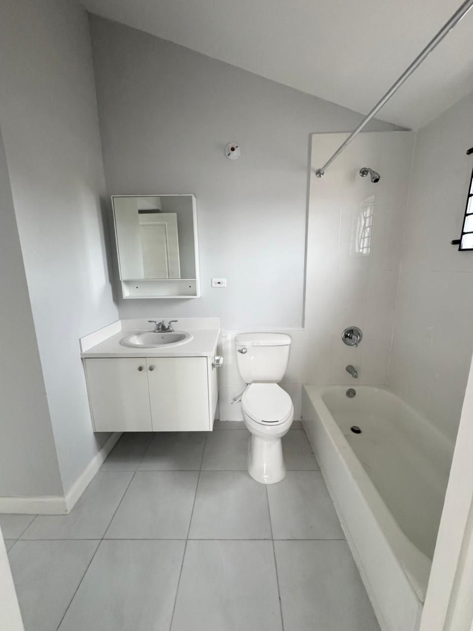 Ninth image of 270-16 Palm Crescent in Old Harbour, St. Catherine, Jamaica - property is For Rent