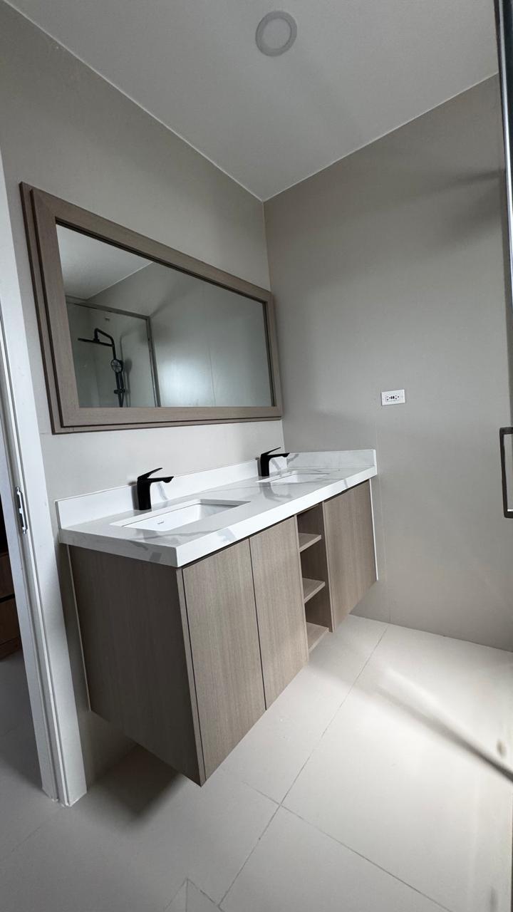Ninth image of 271- Phase 3, Oak Estate in Bernard Lodge, St. Catherine, Jamaica - property is For Rent