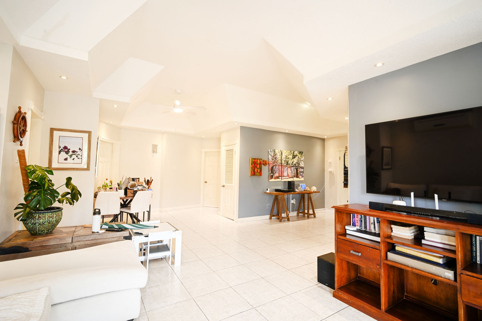 First image of 4-12 Farringdon Drive in Kingston 6, St. Andrew, Jamaica - property is For Sale