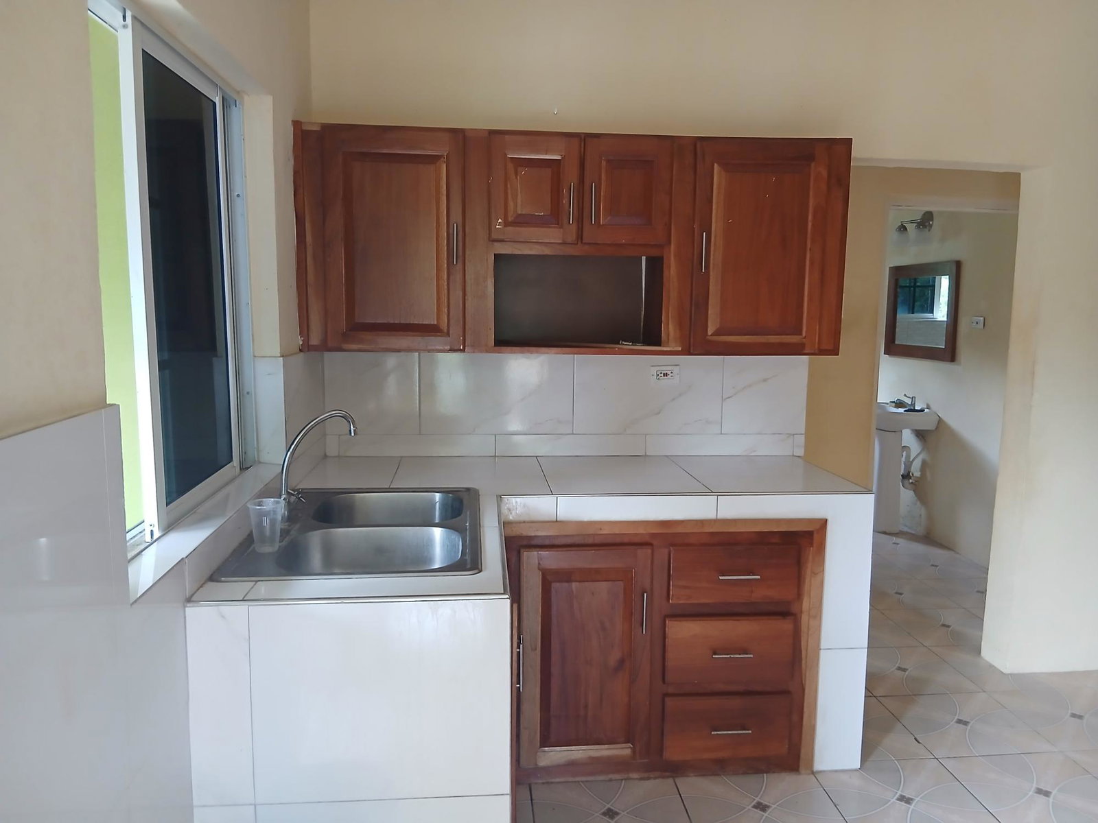 Tenth image of Apt c- Waterloo, Spanish Town p. in Spanish Town, St. Catherine, Jamaica - property is For Rent