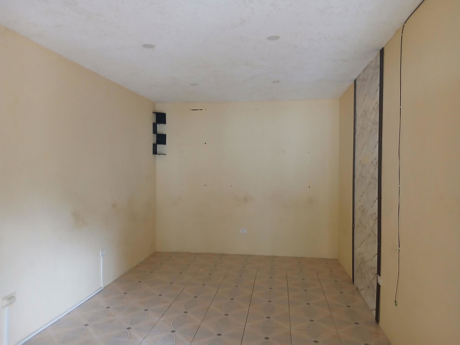 Nineteenth image of Apt c- Waterloo, Spanish Town p. in Spanish Town, St. Catherine, Jamaica - property is For Rent