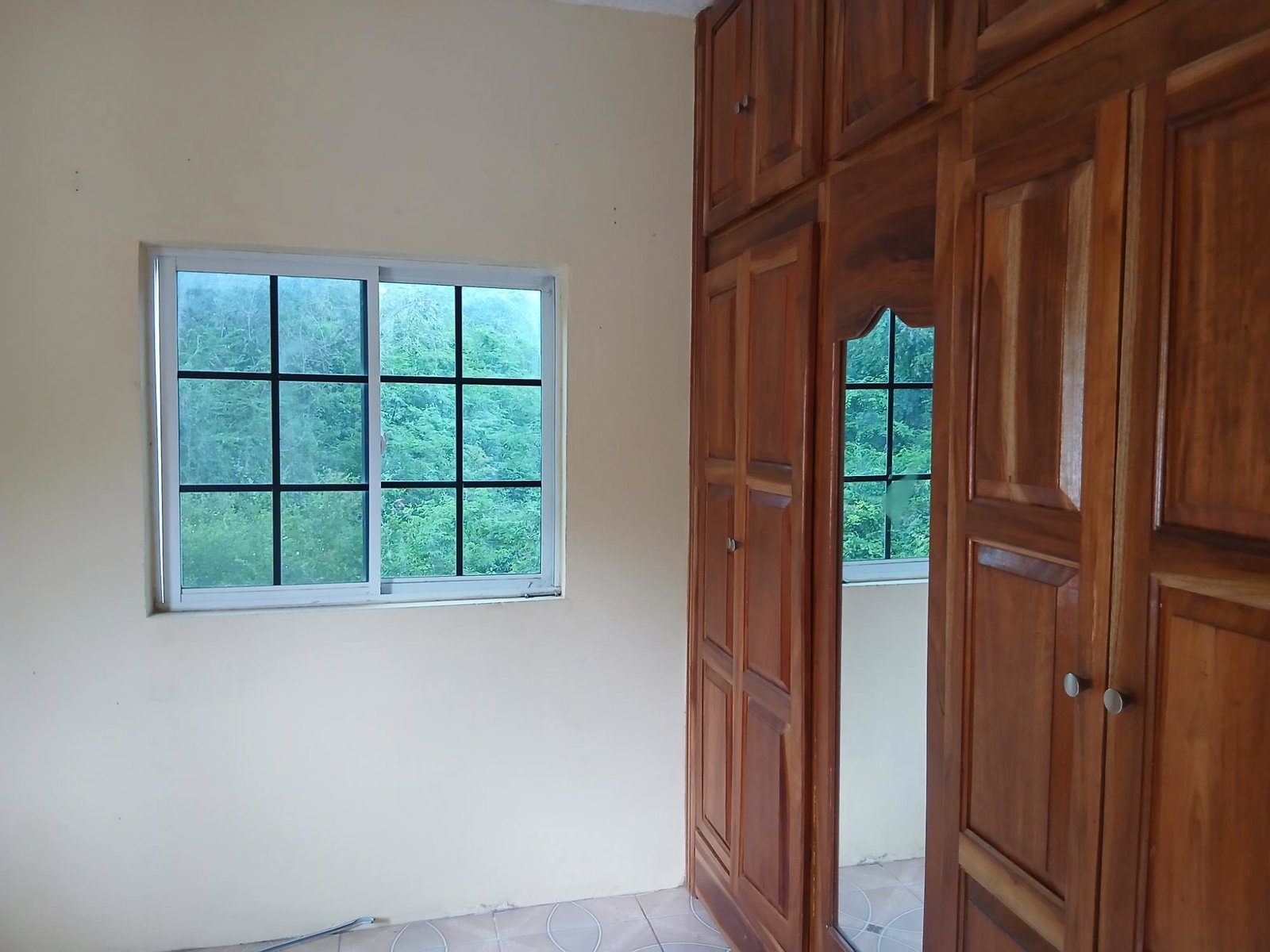 Seventh image of Apt c- Waterloo, Spanish Town p. in Spanish Town, St. Catherine, Jamaica - property is For Rent