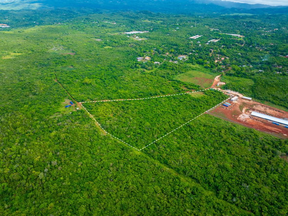 Sixth image of 133 Spring Garden Bushy Park in Bushy Park, St. Catherine, Jamaica - property is For Sale