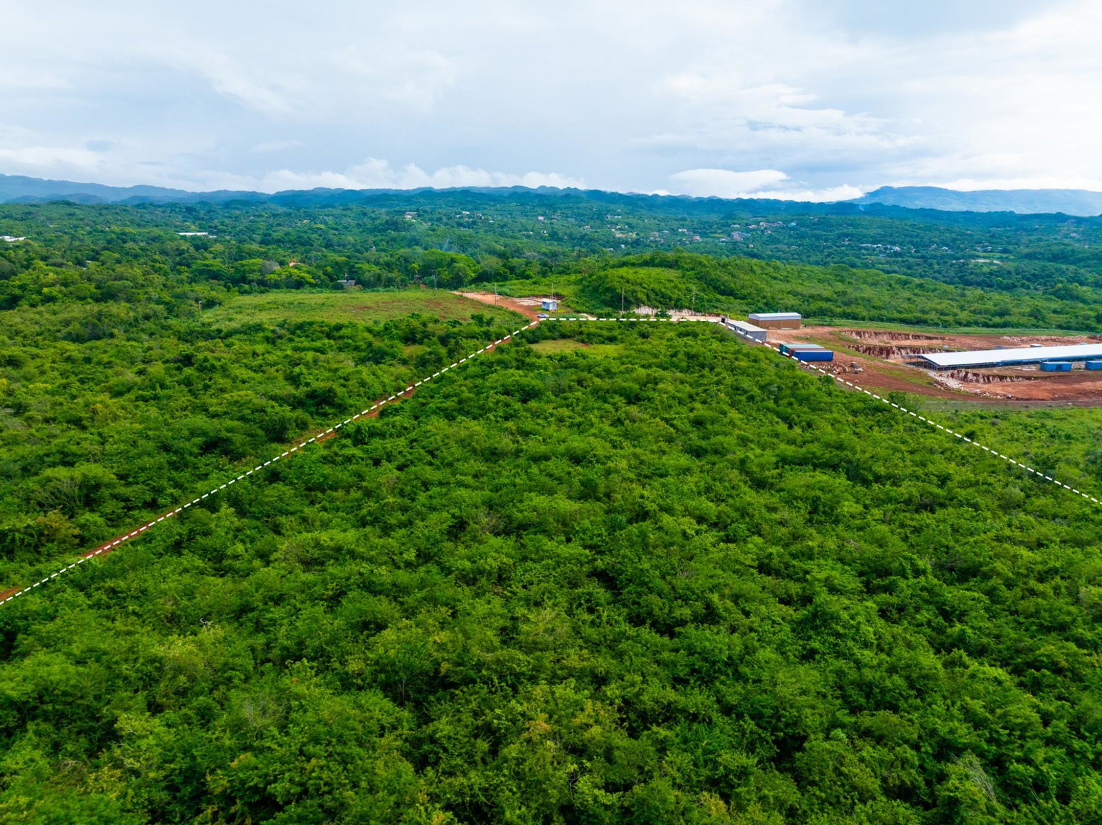 Seventh image of 133 Spring Garden Bushy Park in Bushy Park, St. Catherine, Jamaica - property is For Sale