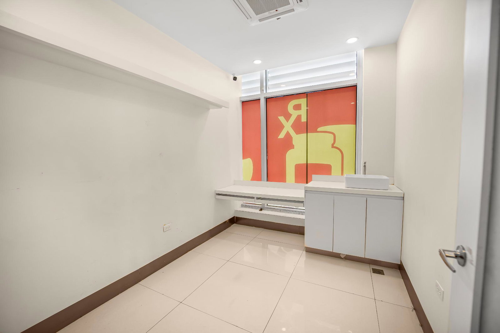 Third image of Suite 2-7 Braeton Parkway in Greater Portmore, St. Catherine, Jamaica - property is For Rent
