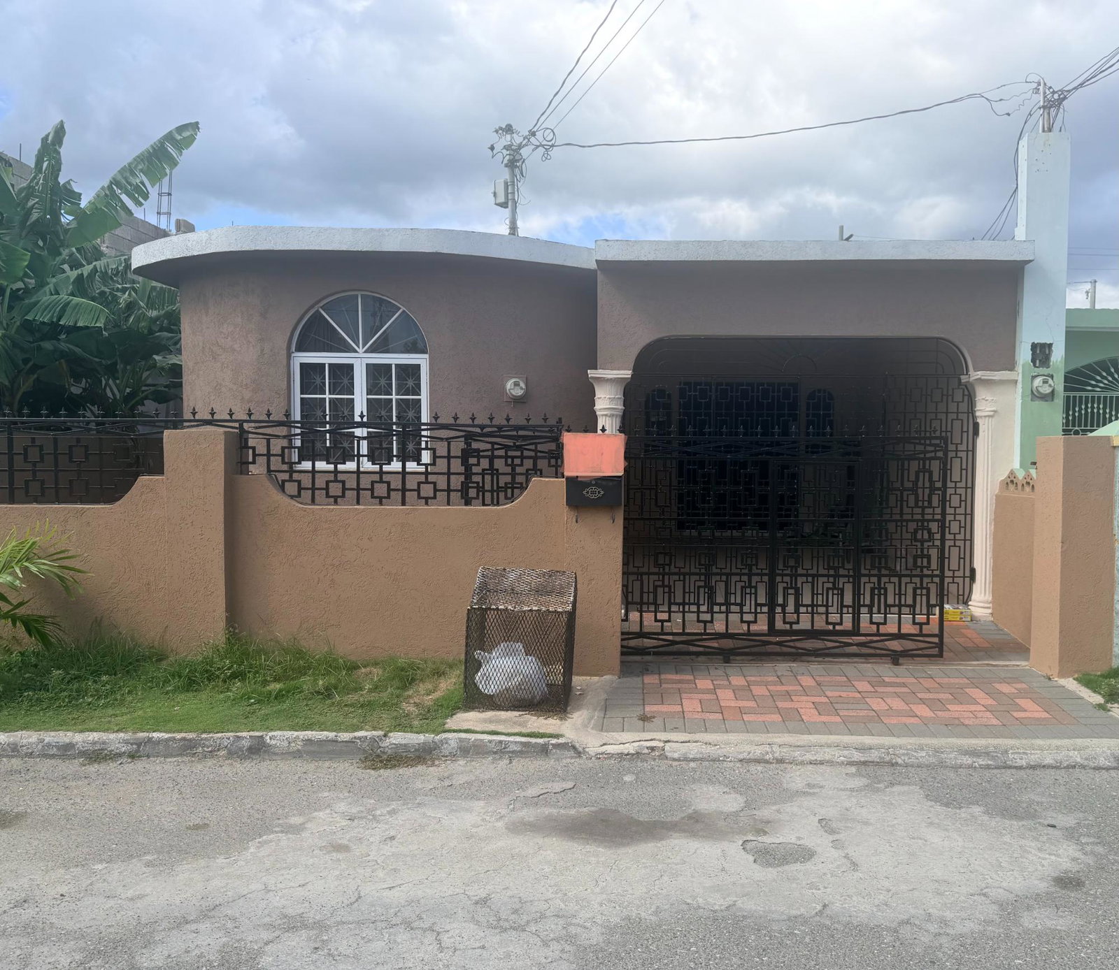 First image of 809 23rd Avenue in West Cumberland, St. Catherine, Jamaica - property is For Rent