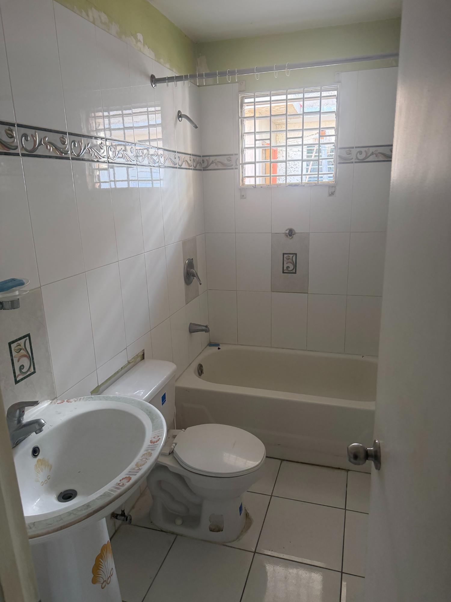 Ninth image of 809 23rd Avenue in West Cumberland, St. Catherine, Jamaica - property is For Rent