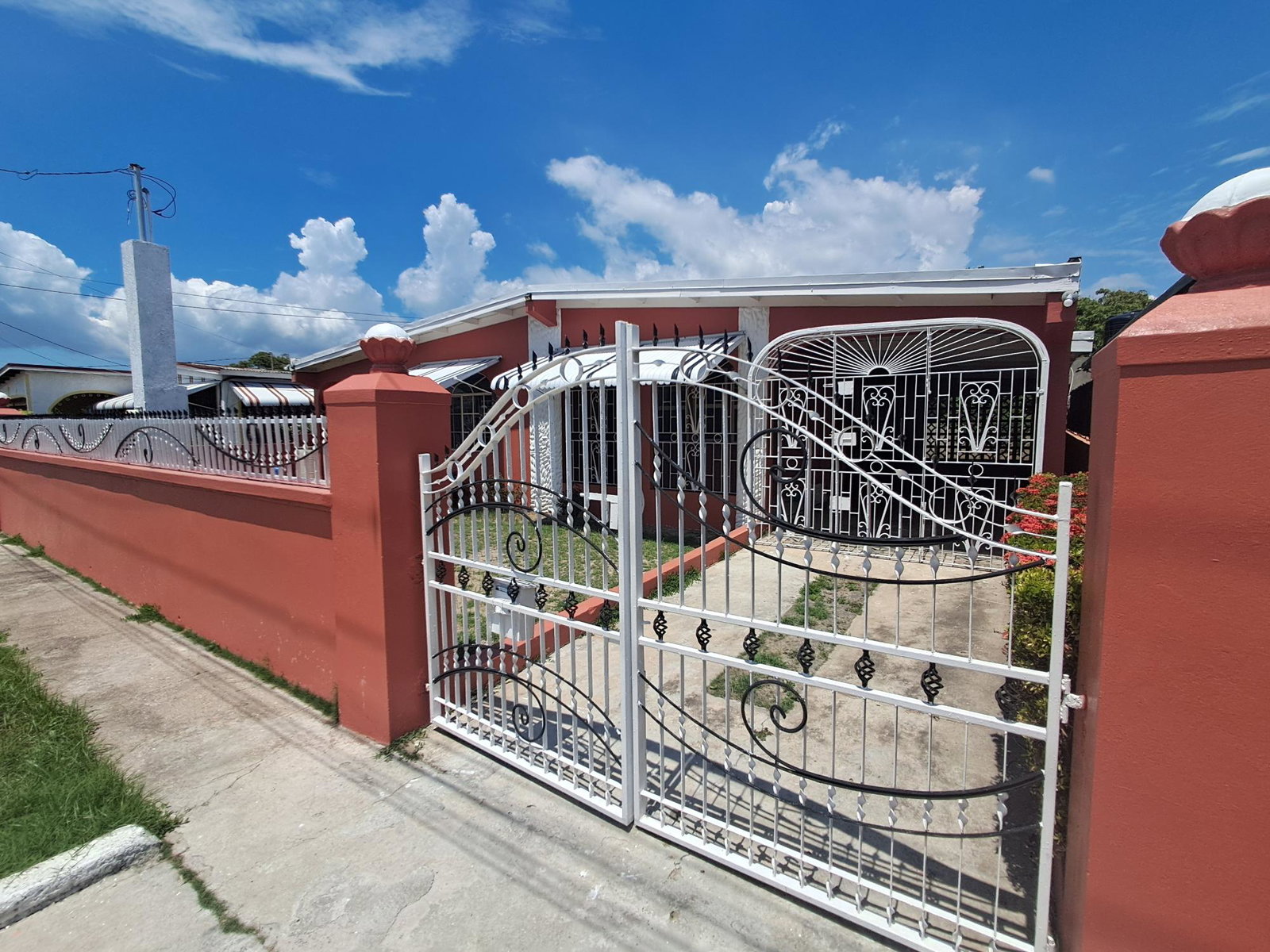 First image of 6 Eleanor Avenue in Edgewater, St. Catherine, Jamaica - property is For Rent
