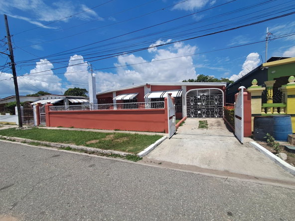 Second image of 6 Eleanor Avenue in Edgewater, St. Catherine, Jamaica - property is For Rent