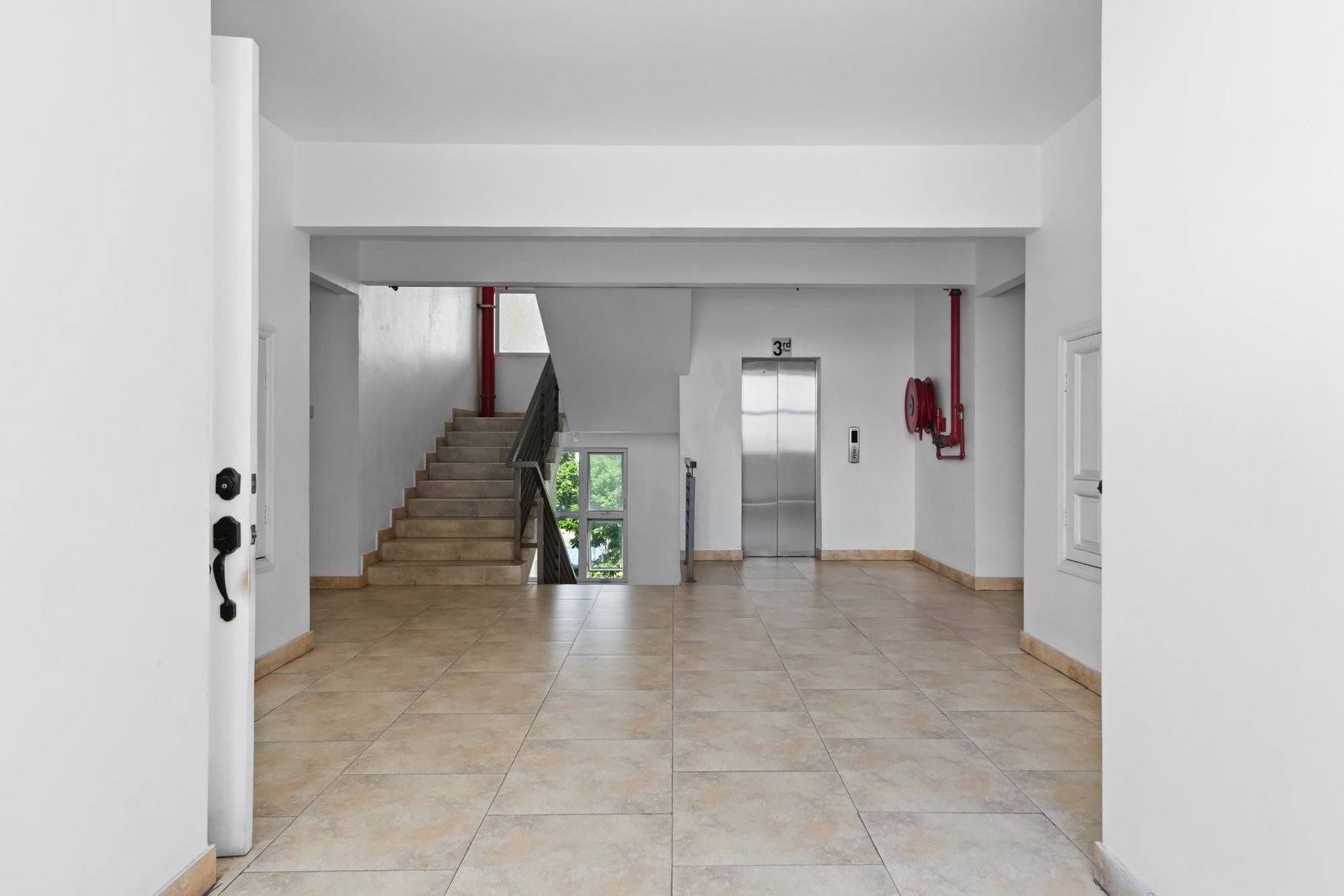 Fifteenth image of B402-10 Surbiton Road in Kingston 5, St. Andrew, Jamaica - property is For Rent