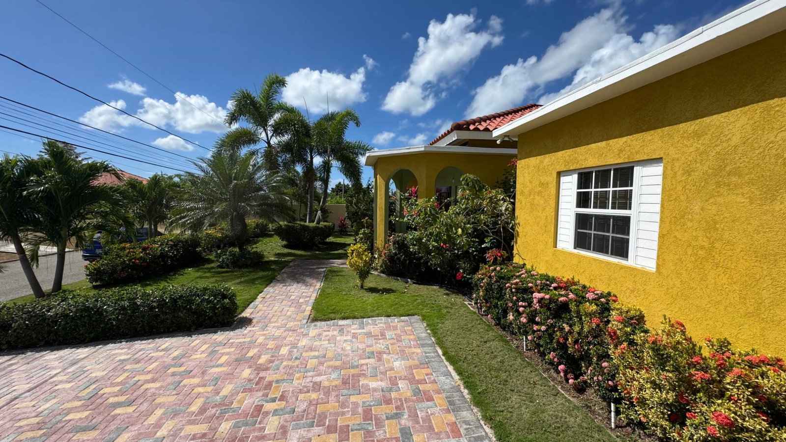 Second image of 44 Aqueduct Country Club in Bushy Park, St. Catherine, Jamaica - property is For Rent