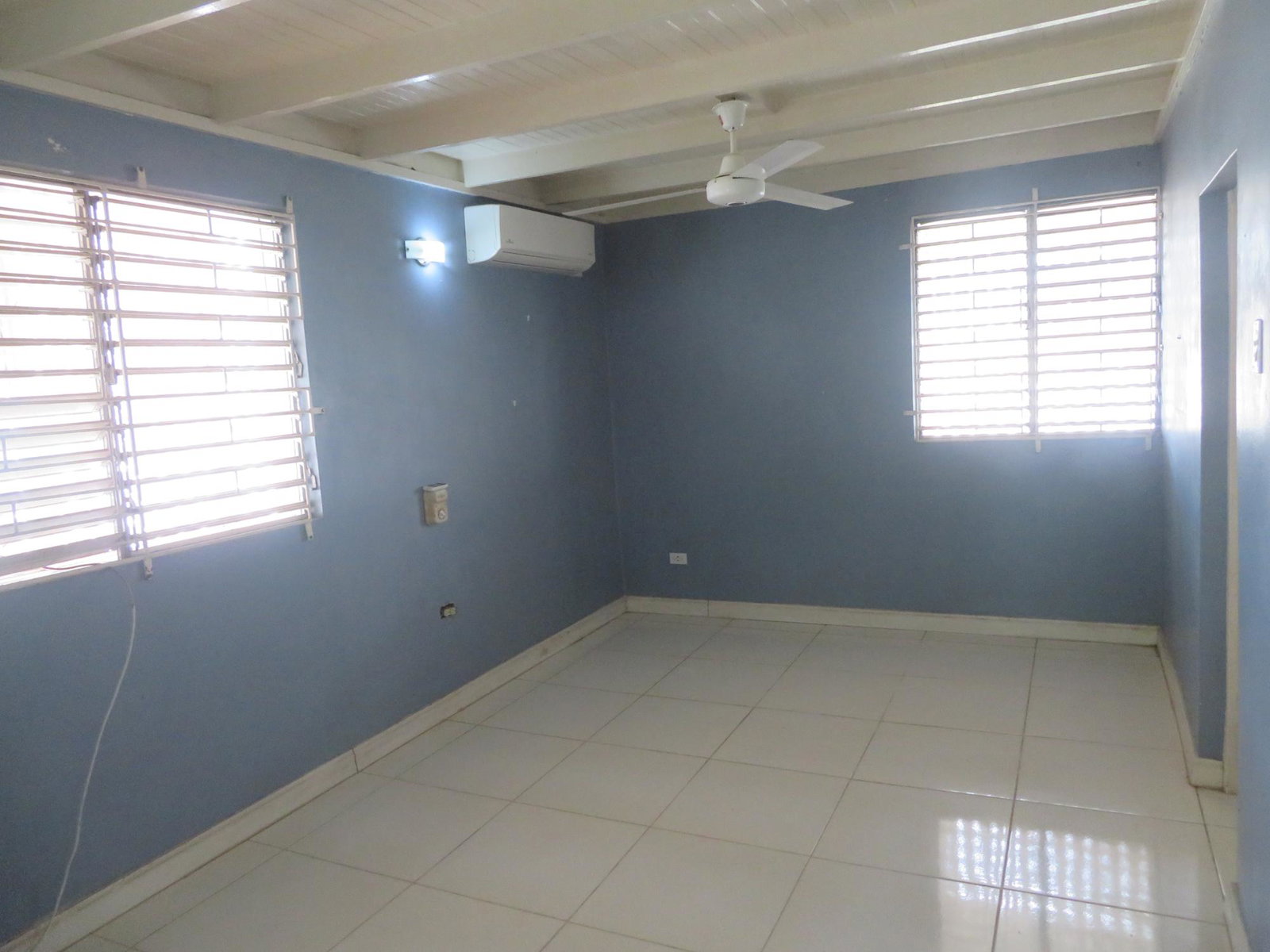 Thirteenth image of 6 Whittingham Close, Kgn 8. in Kingston 8, St. Andrew, Jamaica - property is For Sale