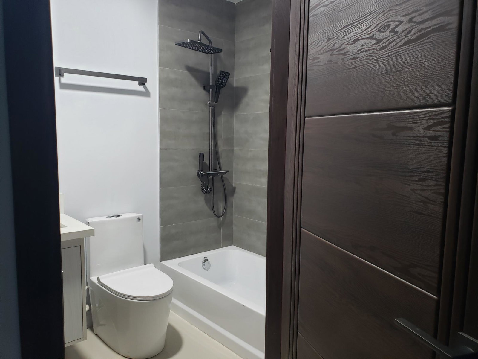 Thirteenth image of 198 Oak Estate Phase 2 Bernar in Bernard Lodge, St. Catherine, Jamaica - property is For Rent